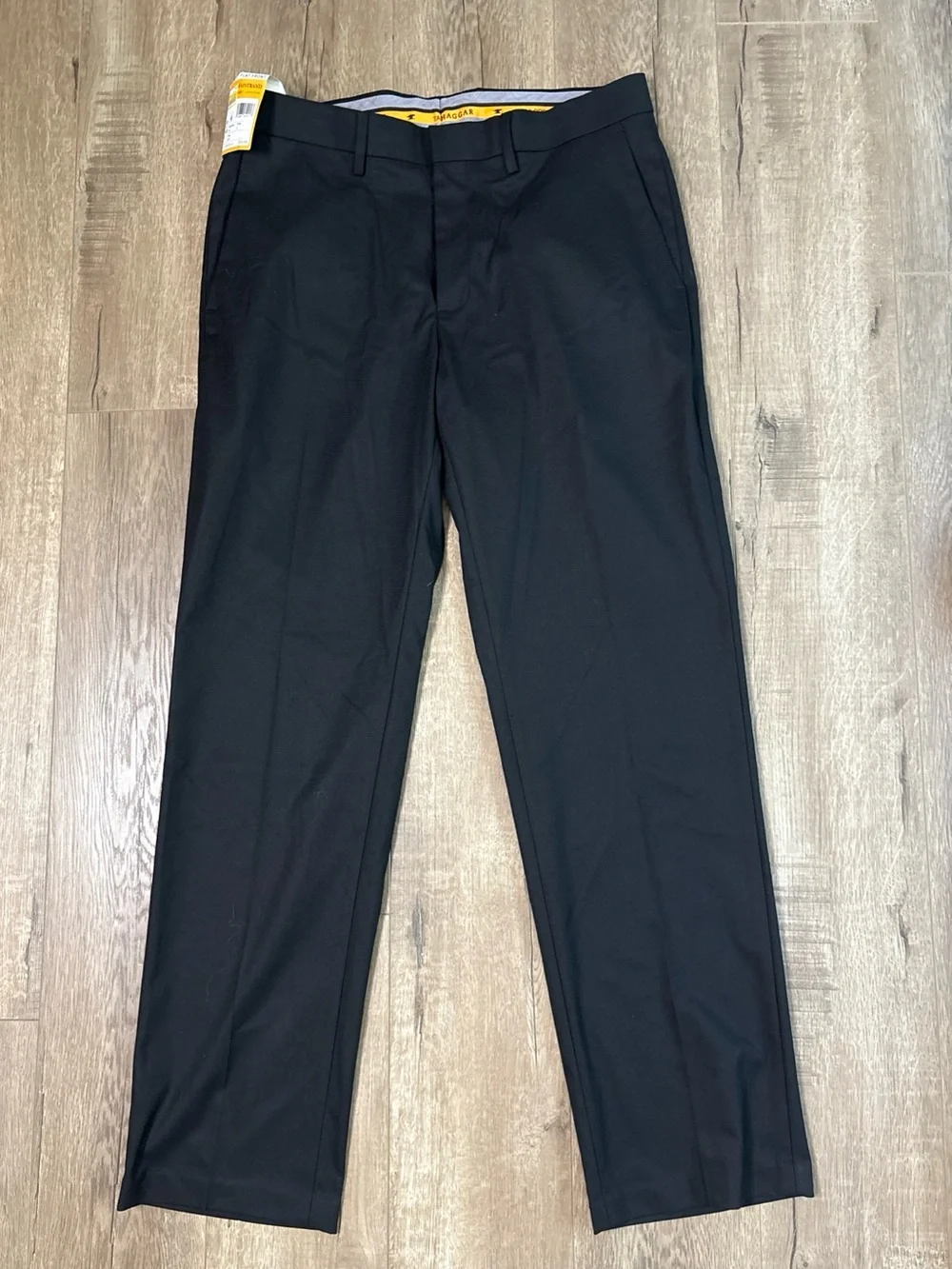 Haggar Mens Tailored fit Dress Pants Size 34W/32L Black Solid